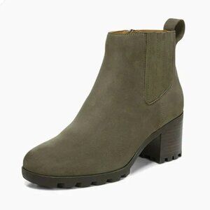 Vionic Wilma Olive Nubuck Ankle Boots Waterproof Size EU 40 / US 8.5 Chunky Heel